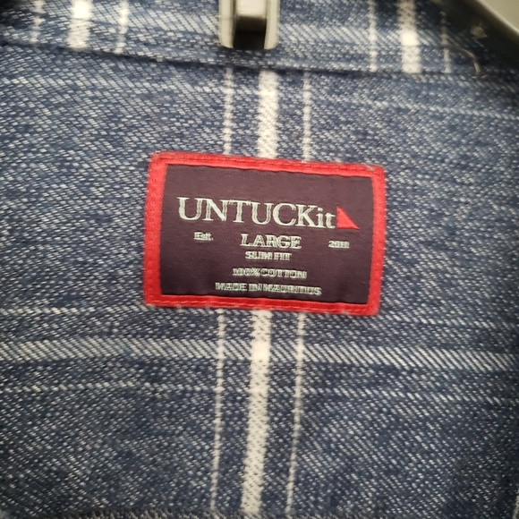 UNTUCKit flannel shirt - Picture 3 of 7
